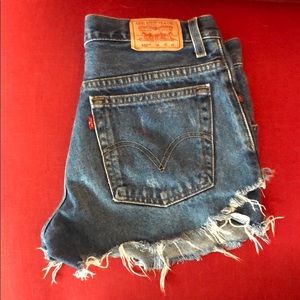 Levi’s 550 Cut Offs